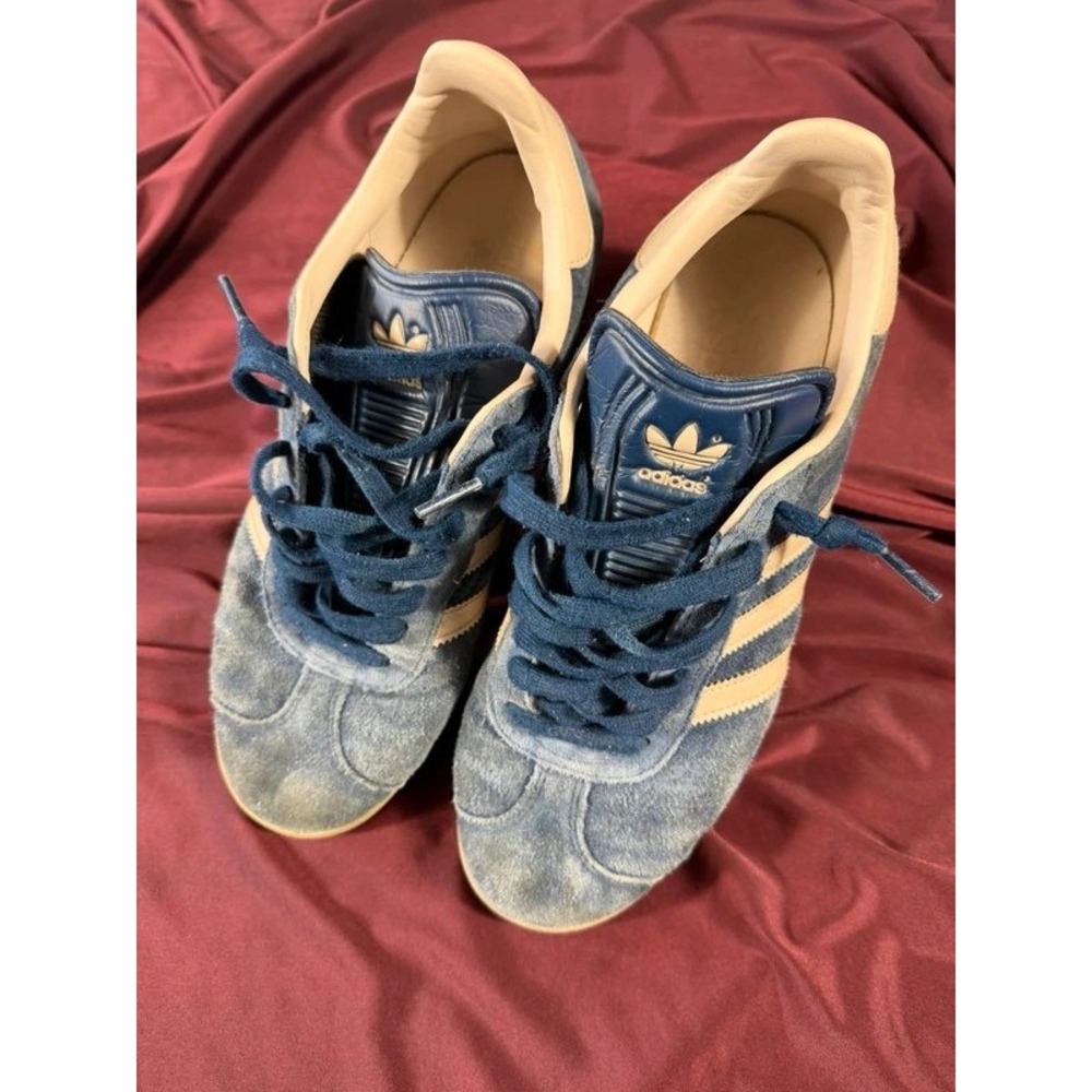 adidas Gazelle IG6201 Men's 9 Night Indigo Wonder Taupe Gum Suede Sneakers